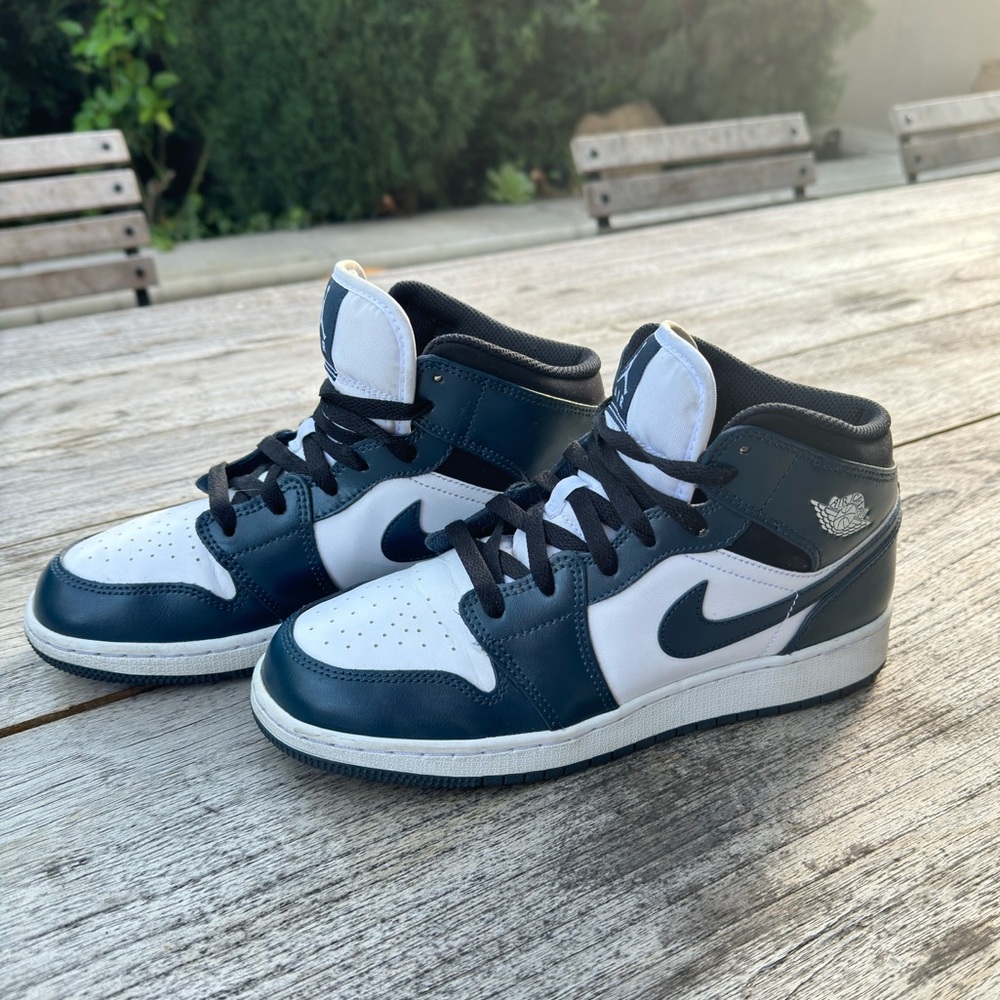 Navy Blue Air Jordan 1